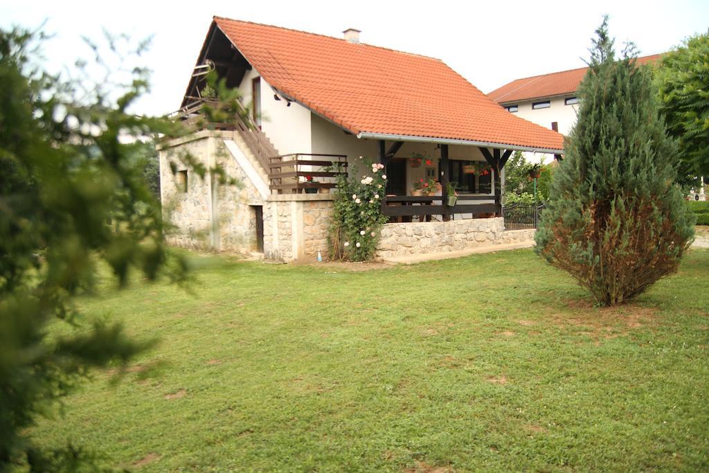 Apartment Eva Rakovica Exterior photo